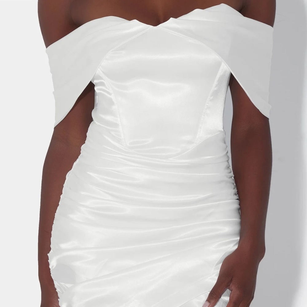 SATIN CORSET DRESS - IVORY Size Large